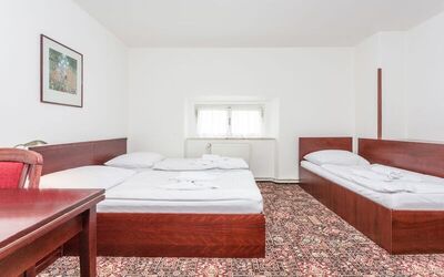 Hotel City Inn - Quadruple Room
