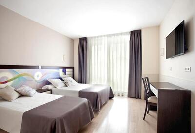 Hotel Indalo Park - Double Room with Extra Bed (2 Adults + 1 Child)