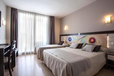 Hotel Indalo Park - Double Room with Extra Bed (3 Adults)