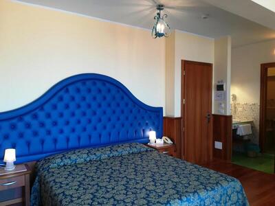 Hotel Nike - Double or Twin Room with Sea View