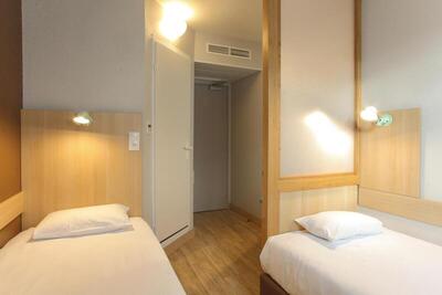 Hotel Reseda - Twin Room
