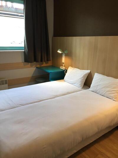 Hotel Reseda - Twin Room