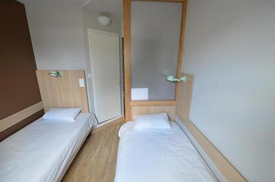 Hotel Reseda - Twin Room