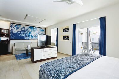 Hotel Riu Bambu - Junior Suite (B2c-Can)