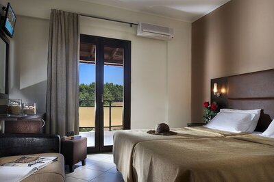 Hotel Simeon - Standard Room, 1 Double Or 2 Twin Beds