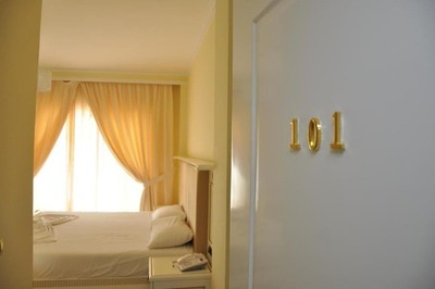 Hotel Vivas - Standard Double Room