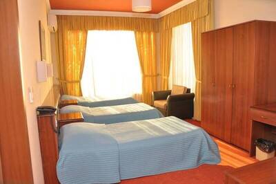 Hotel Vivas - Triple Room