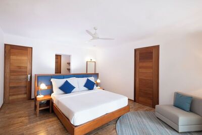 Ifuru Island Resort Maldives - Sunset Beach Suite - Sea View