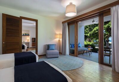 Ifuru Island Resort Maldives - Sunset Beach Suite - Sea View