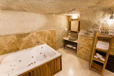 Imperial Cave Suites & Spa - Comfort Suite