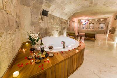 Imperial Cave Suites & Spa - Imperial Suite