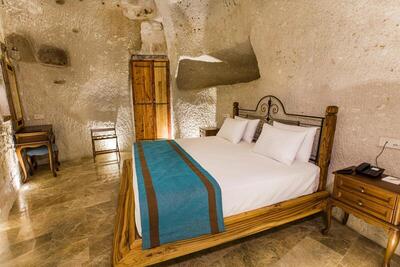 Imperial Cave Suites & Spa - King Suite