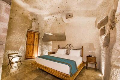 Imperial Cave Suites & Spa - King Suite