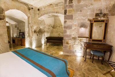 Imperial Cave Suites & Spa - King Suite