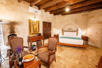 Imperial Cave Suites & Spa - Standard Cave Room