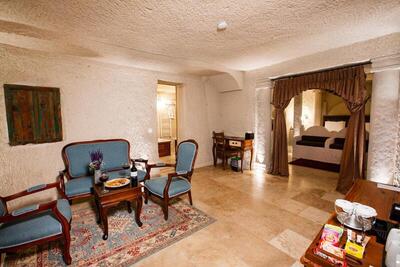 Imperial Cave Suites & Spa - King Suite
