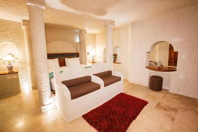 Imperial Cave Suites & Spa - King Suite