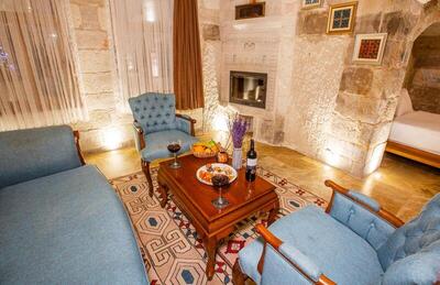 Imperial Cave Suites & Spa - King Suite
