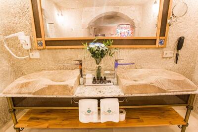 Imperial Cave Suites & Spa - Imperial Suite