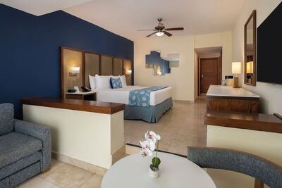 Impressive Premium Punta Cana - Junior Suite Premium Ocean Front (2 Adults)
