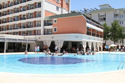 Insula Resort & Spa, Алания, Турция