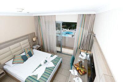 Insula Resort & Spa - Double Or Twin Room, Sea View