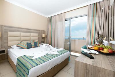 Insula Resort & Spa - Double Or Twin Room, Sea View