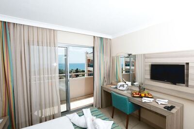 Insula Resort & Spa - Single Room, Sea View