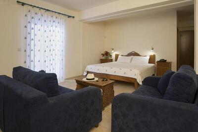 Istron Luxury Villas - Three-Bedroom Villa with Private Pool (Bay Villa)