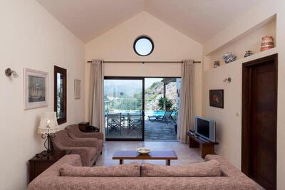 Istron Luxury Villas - Two-Bedroom Villa with Private Pool and Sea View (Bay Villa)
