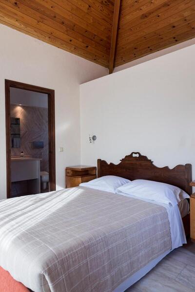 Istron Luxury Villas - Three-Bedroom Villa with Private Pool and Sea View (Bay Villa)