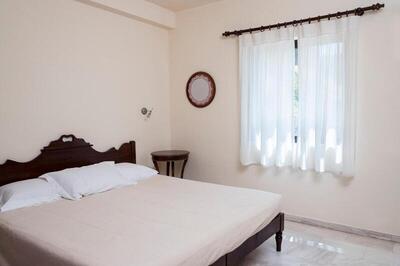 Istron Luxury Villas - Four-Bedroom Villa with Private Pool (Bay Villa)