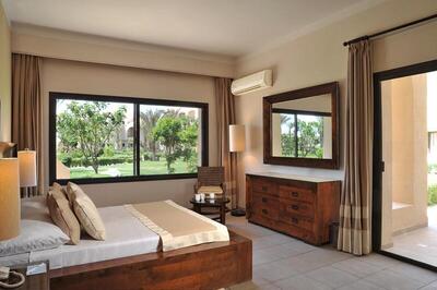 Jaz Makadi Saraya Palms - Three-Bedroom Suite, Queen And Twin Bed– Garden View 