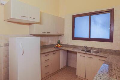 Jaz Makadi Saraya Palms - Three-Bedroom Suite, Queen And Twin Bed– Garden View 
