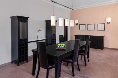 Jaz Makadi Saraya Palms - Three-Bedroom Suite, Queen And Twin Bed– Garden View 