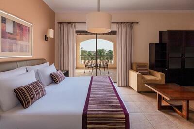 Jaz Makadi Saraya Palms -  Studio - Queen Bed