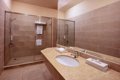 Jaz Makadi Saraya Palms - Three-Bedroom Suite, Queen And Twin Bed– Garden View 
