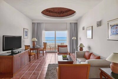 JAZ Neo Reef Marsa - Junior Suite