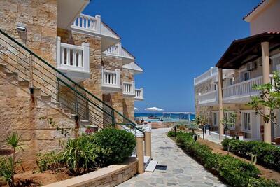 Jo An Beach Hotel