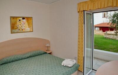 Jo An Beach Hotel - Family Room
