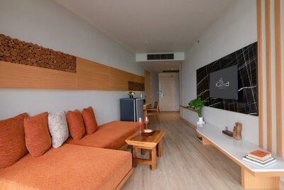 Kalima Resort & Spa, Phuket - Junior Suite, Ocean View - Pool View