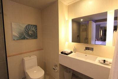 Kalima Resort & Spa, Phuket - Deluxe Room, Sea View