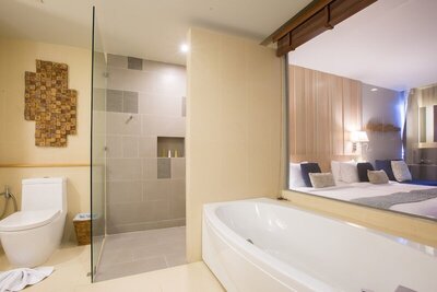 Kalima Resort & Spa, Phuket - Deluxe Room, Sea View