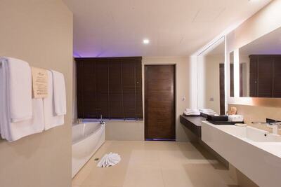 Kalima Resort & Spa, Phuket - Family Room, Sea View