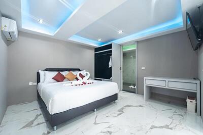 Karon Sea Sands Resort-SHA PLUS - Three-Bedroom Apartment with Ocean View