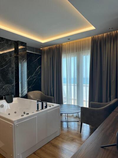 Klajdi Resort & SPA - Suite With Hot Tub
