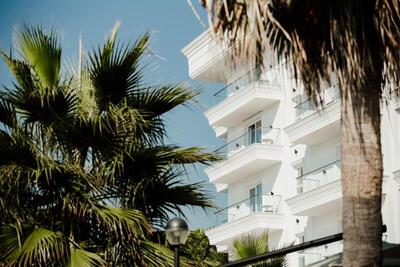 Klajdi Resort & SPA, Голем, Албания