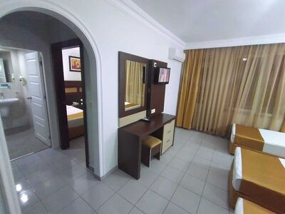 Kleopatra Ada Hotel - Family Room, 2 Bedrooms - City View