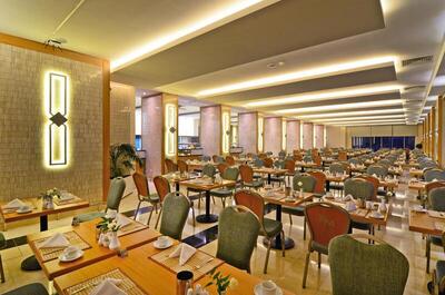 Korumar Hotel Deluxe, Кушадасъ, Турция