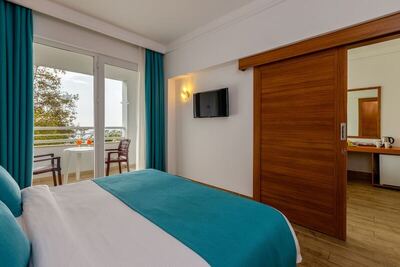 LABRANDA Alantur Resort - Superior Family Room - Two Bedrooms - Pool View